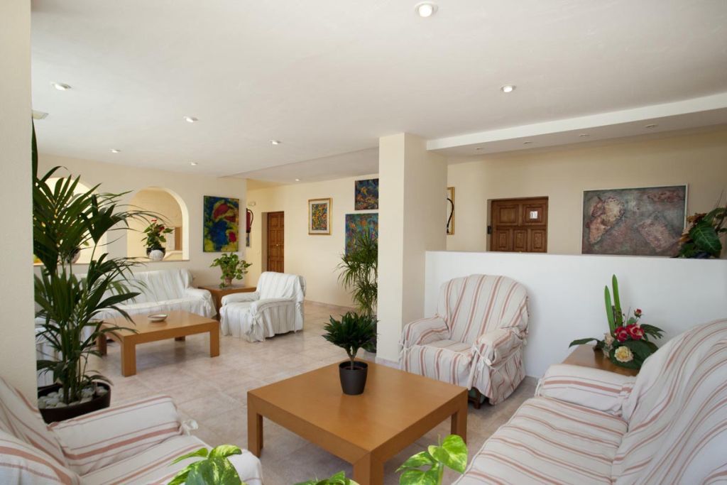 Pinos Altos Apartments Cala de Sant Vicenc 外观 照片