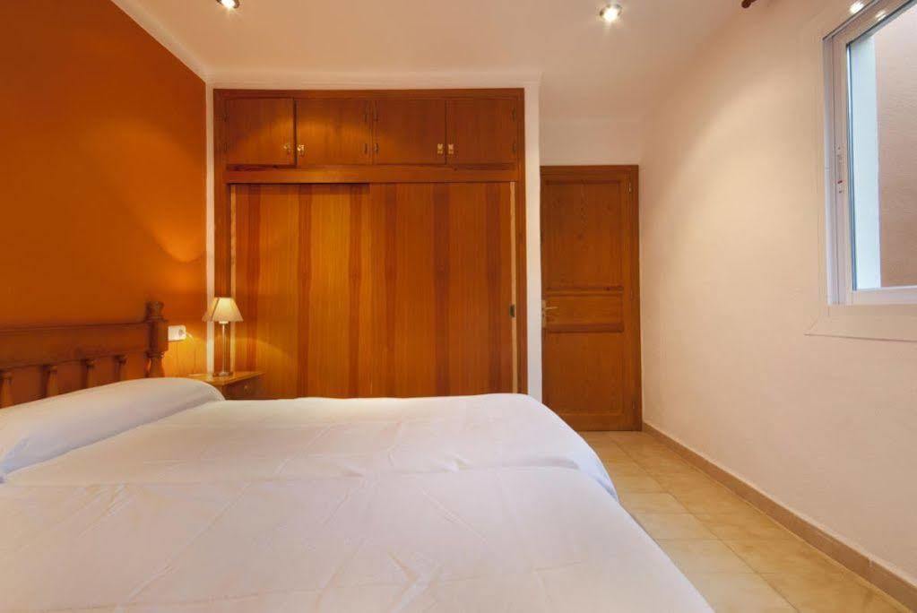 Pinos Altos Apartments Cala de Sant Vicenc 外观 照片